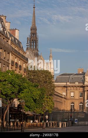 Paris, 4ème arrondissement, Île de la Cité, boulevard du Palais, Sainte Chapelle, depuis la rue de Lutèce, Banque D'Images