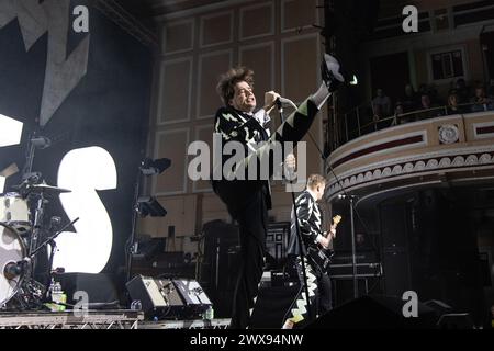 Newcastle, Royaume-Uni. 28 mars 2024. - Les Hives jouent un spectacle à guichet fermé à o2 City Hall, Newcastle lors de la deuxième nuit de leur tournée britannique. Crédit photo Jill O'Donnell/Alamy Live News Banque D'Images