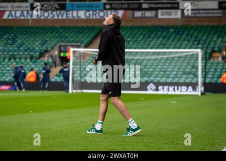 Sydney Van Hooijoonk de Norwich City est vu avant le match du Sky Bet Championship entre Norwich City et Plymouth Argyle à Carrow Road, Norwich le vendredi 29 mars 2024. (Photo : David Watts | mi News) crédit : MI News & Sport /Alamy Live News Banque D'Images