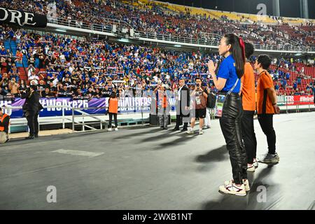 Président de l'Association thaïlandaise de football Nualphan Lamsam vu lors du tour de qualification de la Coupe du monde d'Asie, deuxième tour, match du Groupe C entre la Thaïlande et la Corée du Sud au stade Rajamangala. Score final ; Thaïlande 0:3 Corée du Sud. Banque D'Images