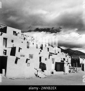 HB50304-00..... NOUVEAU MEXIQUE - Taos Pueblo, terre tribale Taos. Banque D'Images