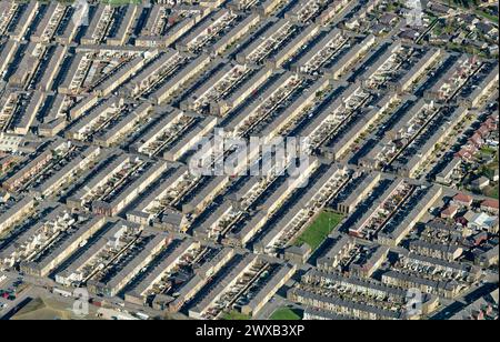 Une vue aérienne de maisons mitoyennes, Accrington, Lancashire, nord-ouest de l'Angleterre, Royaume-Uni Banque D'Images