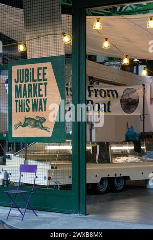 LONDRES, Royaume-Uni - 01 OCTOBRE 2011 : panneau pour Jubilee Market à proximité de Borough Market Banque D'Images