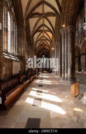 Intérieur de la cathédrale de Glasgow, chœur Banque D'Images