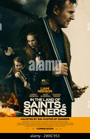 In the Land of Saints and Sinners (2023) réalisé par Robert Lorenz et mettant en vedette Liam Neeson, Kerry Condon, Desmond Eastwood et Conor MacNeill. Dans un village irlandais isolé Finbar Murphy est obligé de se battre pour la rédemption après une vie de péchés, mais quel prix est-il prêt à payer? Au pays des saints et des pécheurs, certains péchés ne peuvent être enterrés. Affiche US One Sheet ***USAGE ÉDITORIAL SEULEMENT***. Crédit : BFA / Samuel Goldwyn films Banque D'Images