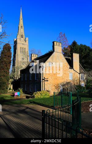 The Manor House Museum, Kettering Town, comté de Northamptonshire, Angleterre ; Royaume-Uni Banque D'Images