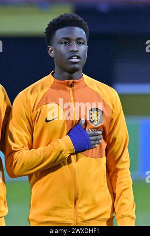 Veendam, pays-Bas. 26 mars 2024. Isaac Babadi (11 ans), des pays-Bas, photographié lors d'un match de football entre les équipes nationales de Belgique et des pays-Bas de moins de 19 ans, le jour 3 dans le groupe 2 de la manche élite des moins de 19 ans de l'UEFA, jeudi 26 mars 2024 à Veendam, pays-Bas . Crédit : Sportpix/Alamy Live News Banque D'Images