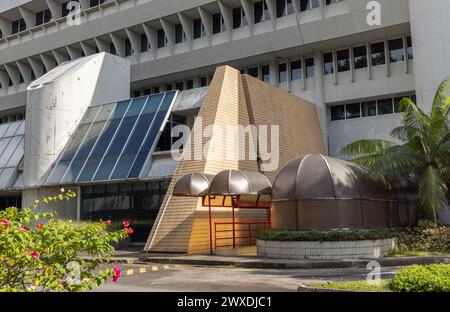 La mairie de Jurong était le siège de la Jurong Town Corporation (JTC). Singapour, construit dans le style moderniste de l'architecture brutaliste Banque D'Images