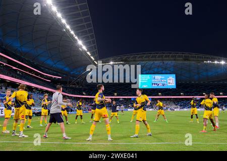 Sydney, Australie. 30 mars 2024. Les joueurs des Mariners s'échauffent avant le match de A-League Men Rd22 entre Sydney FC et les Mariners au stade Allianz le 30 mars 2024 à Sydney, Australie crédit : IOIO IMAGES/Alamy Live News Banque D'Images