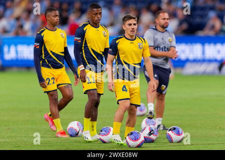 Sydney, Australie. 30 mars 2024. Les joueurs des Mariners s'échauffent avant le match de A-League Men Rd22 entre Sydney FC et les Mariners au stade Allianz le 30 mars 2024 à Sydney, Australie crédit : IOIO IMAGES/Alamy Live News Banque D'Images