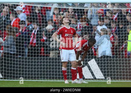 Nottingham, Royaume-Uni. 30 mars 2024. Les joueurs réagissent à plein temps lors du match de premier League Nottingham Forest vs Crystal Palace au City Ground, Nottingham, Royaume-Uni, le 30 mars 2024 (photo par Gareth Evans/News images) à Nottingham, Royaume-Uni le 30/03/2024. (Photo de Gareth Evans/News images/SIPA USA) crédit : SIPA USA/Alamy Live News Banque D'Images