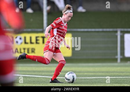 Aalter, Belgique. 30 mars 2024. Claire O'Riordan (11 ans) de Standard photographié lors d'un match de football féminin entre le Club Brugge Dames YLA et Standard Femina de Liège le 2ème jour de match en play-off 1 de la saison 2023 - 2024 de la Super League belge des femmes du loto, le samedi 30 mars 2024 à Aalter, BELGIQUE . Crédit : Sportpix/Alamy Live News Banque D'Images