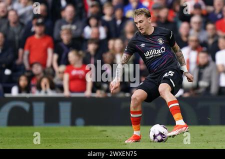 LONDRES, ANGLETERRE - MARS 30 : Alfie Doughty de Luton Town lors du match de premier League entre Tottenham Hotspur et Luton Town au Tottenham Hotspur Stadium le 30 mars 2024 à Londres, Angleterre.(photo de Dylan Hepworth/MB Media) Banque D'Images