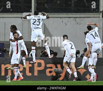 Florence, Italie. 30 mars 2024. Les joueurs de l'AC Milan célèbrent le score lors d'un match de football de Serie A entre la Fiorentina et l'AC Milan à Florence, en Italie, le 30 mars 2024. Crédit : Augusto Casasoli/Xinhua/Alamy Live News Banque D'Images