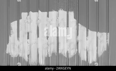 Blanc pinceau traits motif abstrait surface Design gris clôture métallique espace vide fond de texte vide gris. Banque D'Images