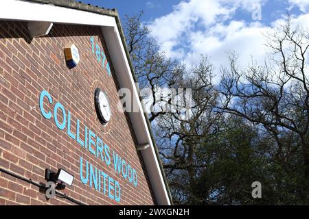 Wibbandune, colliers Wood FC football Ground, Robin Hood Way, Londres - Combined Counties League Banque D'Images