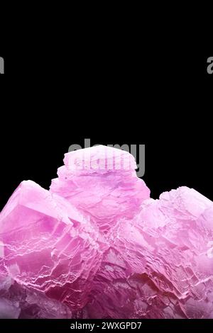 photographie de calcite contenant du cobalt. De Agoudal Bou Azer Ouarzazate Maroc. fond de texture de détail de photographie macro. gros plan brut rugueux non poli Banque D'Images