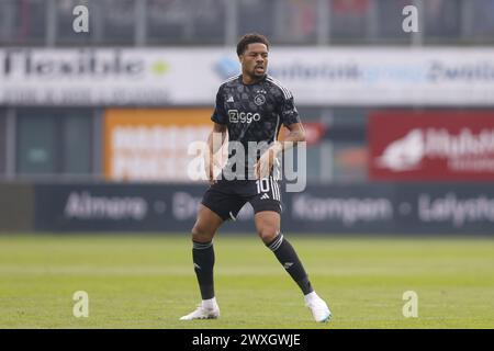 Zwolle, pays-Bas. 31 mars 2024. ZWOLLE, stade Mac3Park, 31-03-2024, saison 2023/2024, Néerlandais Eredivisie Footbal. Joueur Ajax Chuba Akpom pendant le match PEC - Ajax crédit : Pro Shots/Alamy Live News Banque D'Images