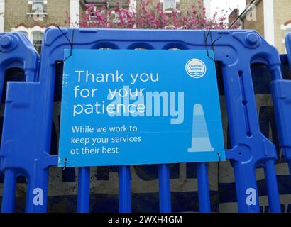 Londres, Royaume-Uni. 31 mars 2024. Le public perd patience avec Thames Water, alors que les scandales des eaux usées et les hausses de prix attendues pèsent sur le cours des actions. Crédit : Brian Minkoff / Alamy Live News Banque D'Images