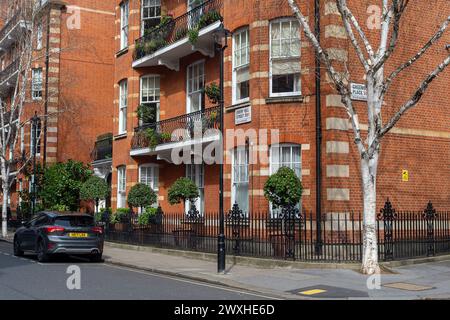 Westminster, Londres, Royaume-Uni. 26 mars 2024. Appartements à Westminster, Londres. Les prix de l'immobilier remonteraient. Crédit : Maureen McLean/Alamy Banque D'Images