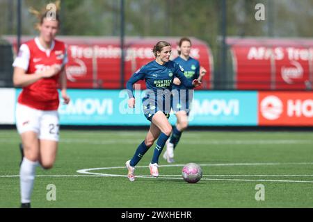 Wijdewormer, pays-Bas. 31 mars 2024. WIJDEWORMER, PAYS-BAS - MARS 31 : Laura Strik du PSV lors du match Néerlandais Azerion Women's Eredivisie entre AZ Alkmaar et PSV à l'AFAS Trainingscomplex le 31 mars 2024 à Wijdewormer, pays-Bas. (Photo de Gerard Spaans/Orange Pictures) crédit : Orange pics BV/Alamy Live News Banque D'Images