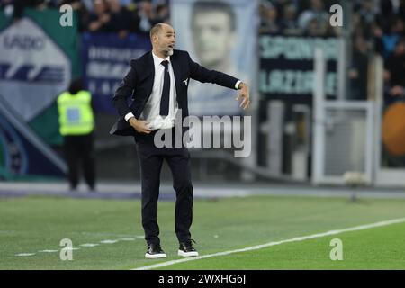 Igor Tudor, entraîneur croate du Lazio, gesticulate lors du match de football Serie A entre le SS Lazio et la Juventus au stade Olimpico de Rome, centre de l’Italie, le 30 mars 2024. Banque D'Images