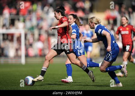 Leigh, Royaume-Uni. 31 mars 2024. Leigh, Royaume-Uni. 31 mars 2024. Manchester United Women v Everton Women’s Super League féminine. Lucia Garcia de Manchester United lors du match de Super League féminin entre Manchester United et Everton au Leigh Sports Village le 31 mars 2024 à Leigh, Angleterre. Crédit : ALAN EDWARDS/Alamy Live News Banque D'Images
