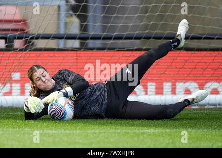 Leigh, Royaume-Uni. 31 mars 2024. Leigh, Royaume-Uni. 31 mars 2024. Manchester United Women v Everton Women’s Super League féminine. Mary Earps lors du match de Super League féminin entre Manchester United et Everton au Leigh Sports Village le 31 mars 2024 à Leigh, en Angleterre. Crédit : ALAN EDWARDS/Alamy Live News Banque D'Images