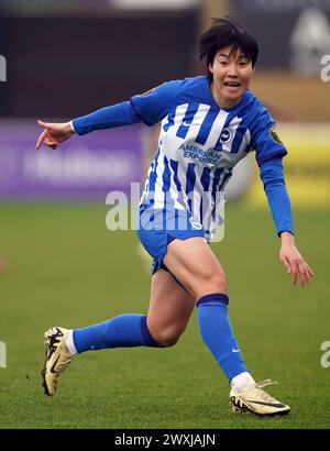 Brighton et Hove Albion's Geum-min Lee pendant le match de Super League féminine Barclays Chigwell construction Stadium, Dagenham. Date de la photo : dimanche 31 mars 2024. Banque D'Images