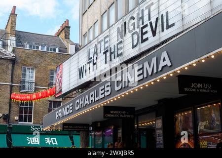 Cinéma Prince Charles, projection Late Night with the Devil, Leicester place, Londres, mars 2024 Banque D'Images