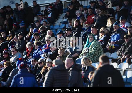 Featherstone, Angleterre - 29 mars 2024 fans de Wakefield Trinity. Rugby League Betfred Championship, Featherstone Rovers vs Wakefield Trinity au Millennium Stadium, Featherstone, Royaume-Uni Dean Williams Banque D'Images