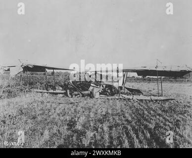 Une épave d'avion à Love Field à Dallas Texas CA. 1918 Banque D'Images