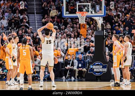 Detroit, États-Unis. 31 mars 2024. Zach Edey des Purdue Boilermakers en action contre les volontaires du Tennessee lors de la manche Elite huit du tournoi de basket-ball masculin de la NCAA à Little Caesars Arena. Score final : Purdue 72-66 Tennessee. (Photo de Nicholas Muller/SOPA images/SIPA USA) crédit : SIPA USA/Alamy Live News Banque D'Images