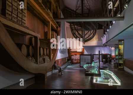 Musée national d'archéologie sous-marine 'ARQVA' dédié aux vestiges archéologiques sous-marins tels que les épaves, les trésors et les fossiles. Carthagène. Banque D'Images