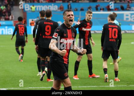 Leverkusen, Deutschland. 30 mars 2024. Granit Xhaka (Bayer), Leverkusen, Deutschland, 30.03.2024, 1. Bundesliga, 27. Spieltag, Bayer 04 Leverkusen - TSG Hoffenheim. LA RÉGLEMENTATION DFL INTERDIT TOUTE UTILISATION DE PHOTOGRAPHIES COMME SÉQUENCES D'IMAGES ANDMZZALAMY LIVE NEWS Banque D'Images