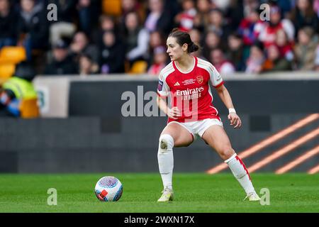 Wolverhampton, Angleterre, le 31 mars 2024 : Emily Fox (2 Arsenal) contrôle le ballon lors de la finale de la Coupe de la Ligue FA Continental Tyres pour femmes entre Arsenal et Chelsea au stade Molineux à Wolverhampton, en Angleterre. (Daniela Porcelli / SPP) Banque D'Images