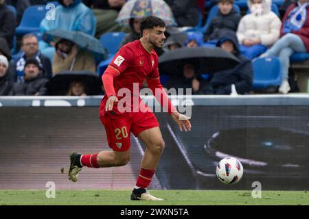 Madrid, Espagne. 30 mars 2024. GETAFE, ESPAGNE - MARS 30 : Isaac du Sevilla FC regarde pendant le match LaLiga EA Sports entre Getafe CF et Sevilla FC au Coliseum Alfonso Perez le 30 mars 2024 à Getafe, Espagne. (Photo de Pablo Moreno/Pacific Press/Sipa USA) crédit : Sipa USA/Alamy Live News Banque D'Images