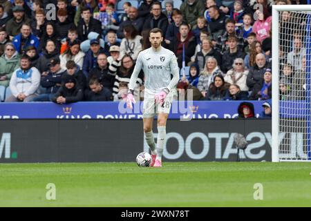 Leicester le lundi 1er avril 2024. Le gardien de Norwich City Angus Gunn lors de la première moitié du Sky Bet Championship match entre Leicester City et Norwich City au King Power Stadium de Leicester le lundi 1er avril 2024. (Photo : John Cripps | mi News) crédit : MI News & Sport /Alamy Live News Banque D'Images