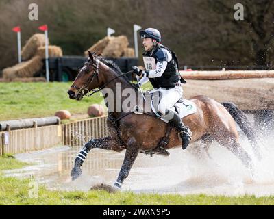 Richard Coney du Royaume-Uni avec Poetry in Motion II lors de la CCI4*-S Grantham Cup cross-country au Thoresby Park International Eventing Spring Carnival le 30 mars 2024, Thoresby Park, Royaume-Uni (photo de Maxime David - MXIMD Pictures) Banque D'Images