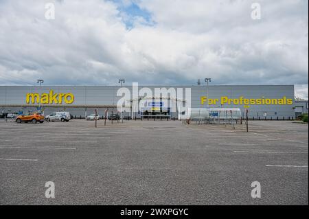 LONDRES, Royaume-Uni -MARS 31 2024 : magasin de gros Makro avant Banque D'Images