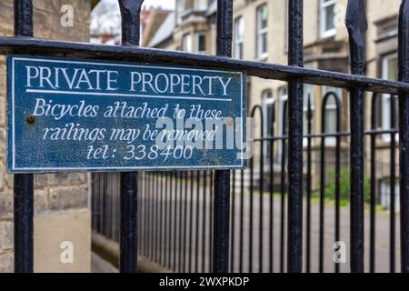 Propriété privée pas de vélos signe Cambridge Banque D'Images