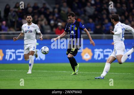 Milan, Italie. 01st Apr, 2024. Milano, 1 Aprile 2024. Campionato Italiano di Serie A 2023-24. Nella foto : Benjamin Pavard (FC Internazionale). Crédit : Marco Canoniero/Alamy Live News Banque D'Images