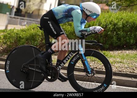 Irun, Espagne. 01st Apr, 2024. Nans, PETERS DECATHLON AG2R LA MONDIALE ÉQUIPE lors de l'Itzulia pays Basque 2024, épreuve cycliste, étape 1 Irun - Irun, contre la montre individuel le 1er avril 2024 à Irun, Espagne - photo Laurent Lairys/ABACAPRESS.COM crédit : Abaca Press/Alamy Live News Banque D'Images