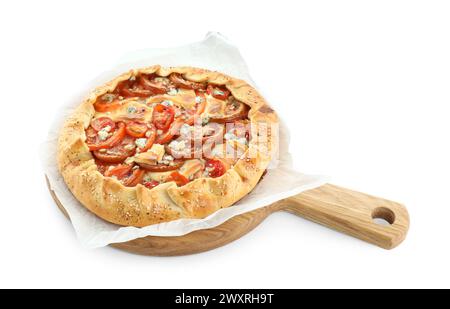 Savoureuse galette à la tomate et au fromage (galette Caprese) isolée sur blanc Banque D'Images
