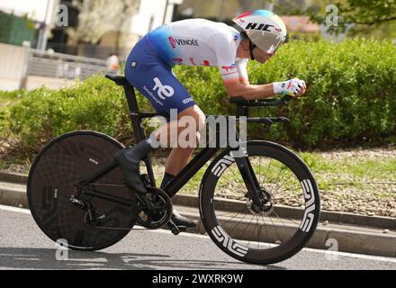 Irun, Espagne. 01st Apr, 2024. Fabien Grellier de TotalEnergies lors de l'Itzulia pays Basque 2024, épreuve cycliste, étape 1 Irun - Irun, contre la montre individuel le 1er avril 2024 à Irun, Espagne - photo Laurent Lairys/DPPI crédit : DPPI Media/Alamy Live News Banque D'Images