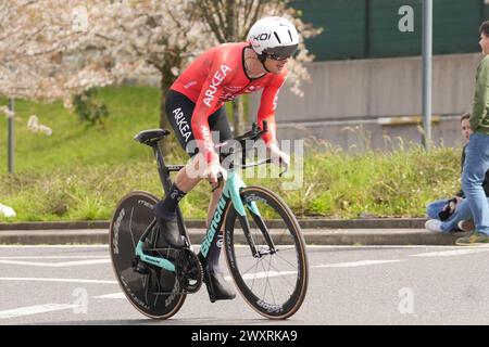 Irun, Espagne. 01st Apr, 2024. Élie Gesbert des Hôtels Arkéa-B&B lors de l'Itzulia pays Basque 2024, épreuve cycliste, étape 1 Irun - Irun, contre la montre individuel le 1er avril 2024 à Irun, Espagne - photo Laurent Lairys/DPPI crédit : DPPI Media/Alamy Live News Banque D'Images