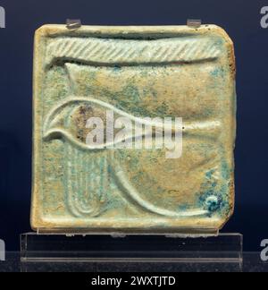 Relief avec l'œil de Wadjet d'Horus, Egypte, 10ème siècle av. J.-C., Musée d'Etat des Beaux-Arts Pouchkine, Moscou, Russie Banque D'Images