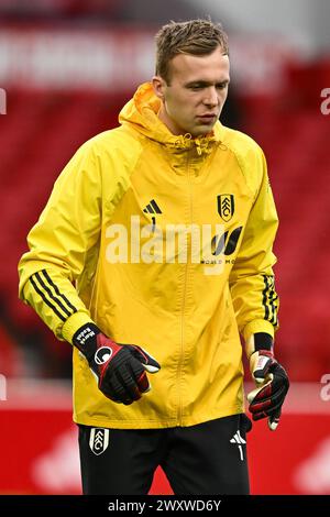 Marek Rodák de Fulham pendant l'échauffement avant le match de premier League Nottingham Forest vs Fulham au City Ground, Nottingham, Royaume-Uni, le 2 avril 2024 (photo de Craig Thomas/News images) Banque D'Images