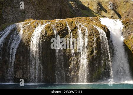 Stjórnarfoss watterfall à Kleifar, dans le sud de l'Islande Banque D'Images
