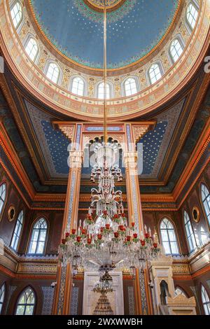 Intérieur de la mosquée Yildiz Hamidiye, 1886, Besiktas, Istanbul, Turquie Banque D'Images